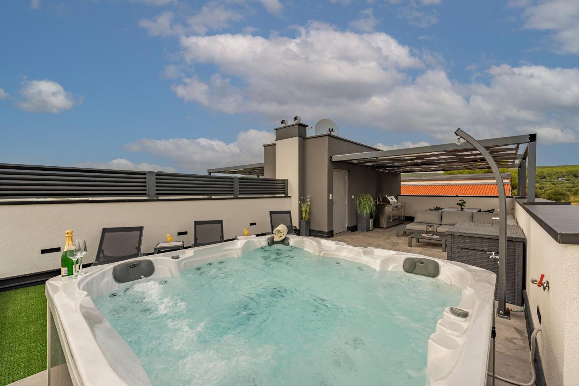Villa Blue Sky 2 Zadarvillas Turanj Buitenkant foto
